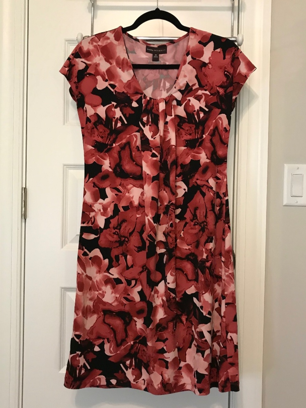 Dana Buchman pink abstract floral sleeveless slip on midi dress (XS)